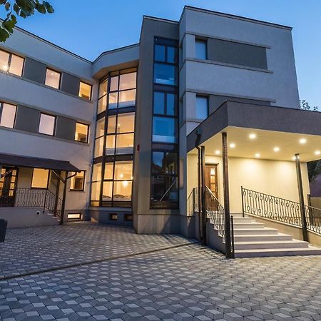 Pensiunea Select Central Târgu-Mureş Dış mekan fotoğraf