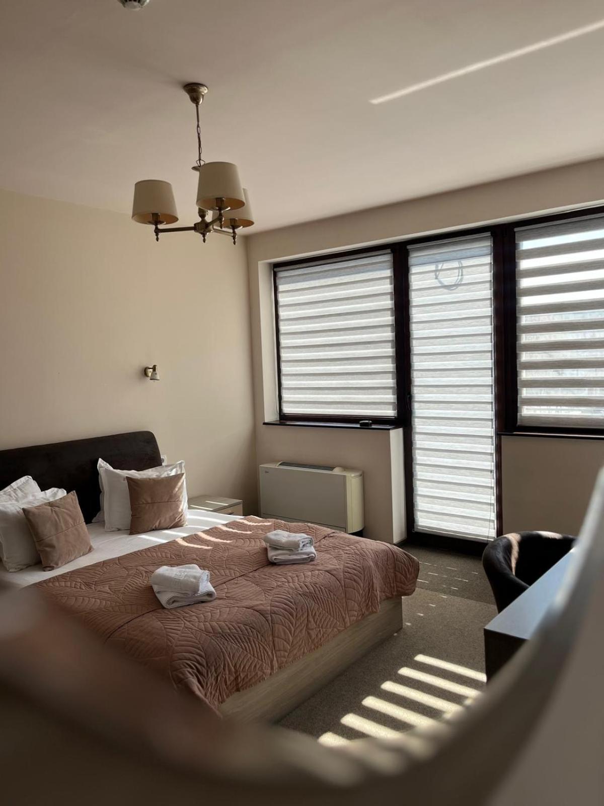 Pensiunea Select Central Târgu-Mureş Dış mekan fotoğraf
