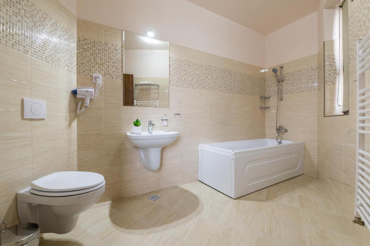 Pensiunea Select Central Târgu-Mureş Dış mekan fotoğraf