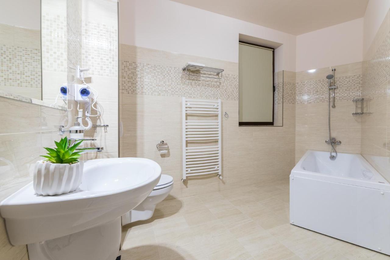 Pensiunea Select Central Târgu-Mureş Dış mekan fotoğraf